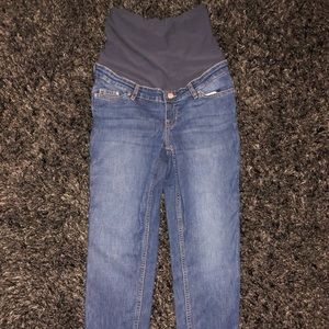 Maternity jeans Small